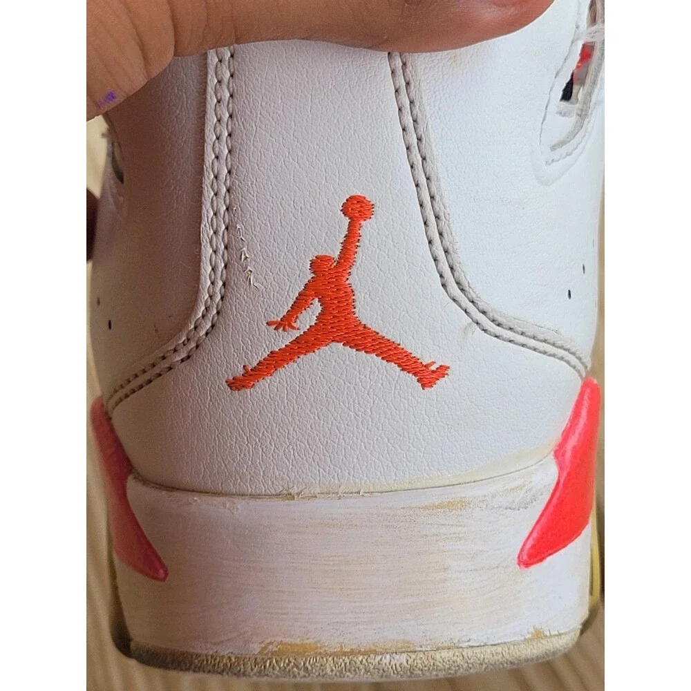 Jordan Air Jordan 6 Retro GS White Black Orange DM1685-106 Size 7Y